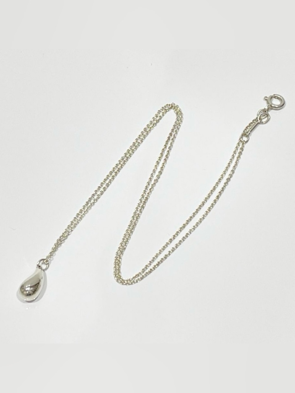 Tiffany & Co. Elsa Peretti 925 Sterling Silver Teardrop Necklace Authentic - Picture 2 of 8